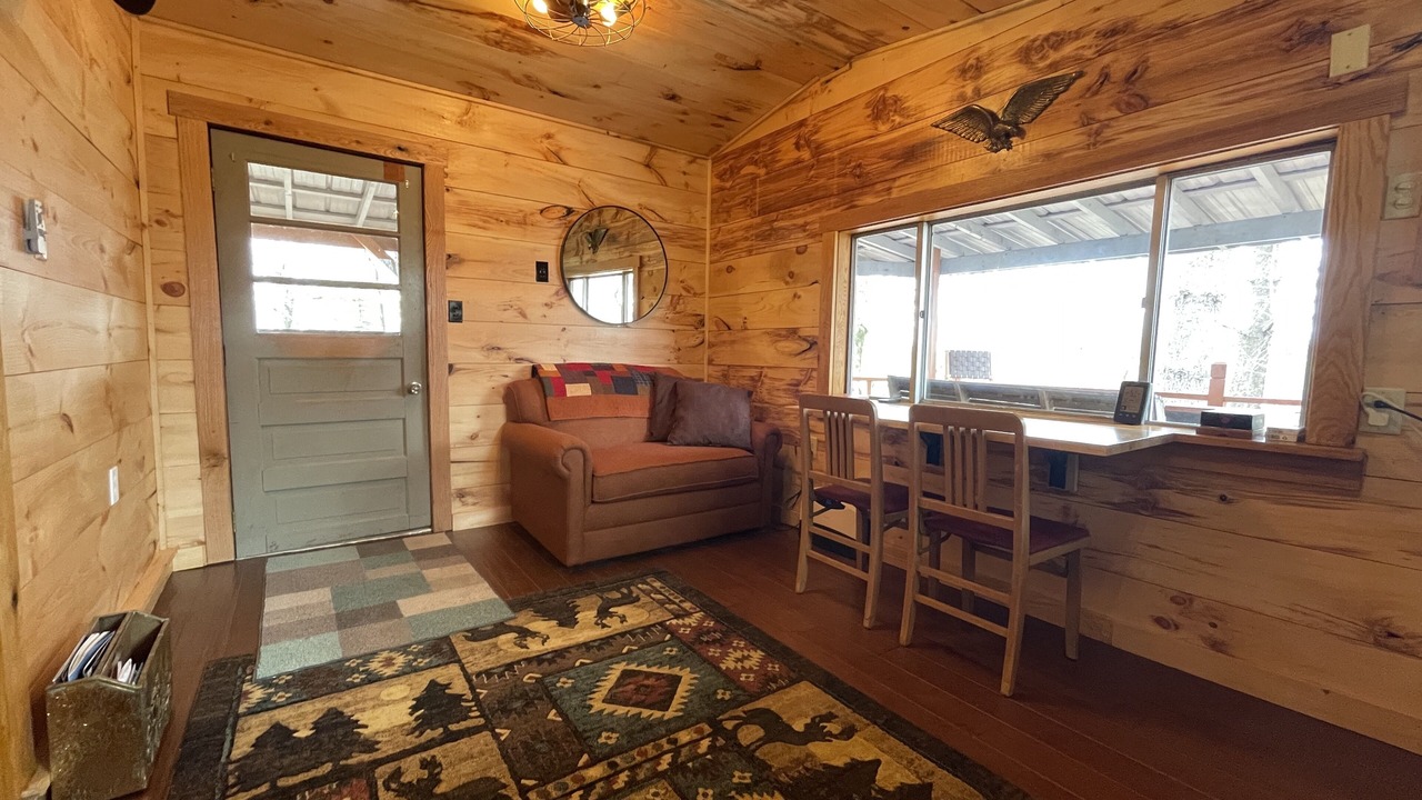 Photo of Livingroom in Sharpsburg