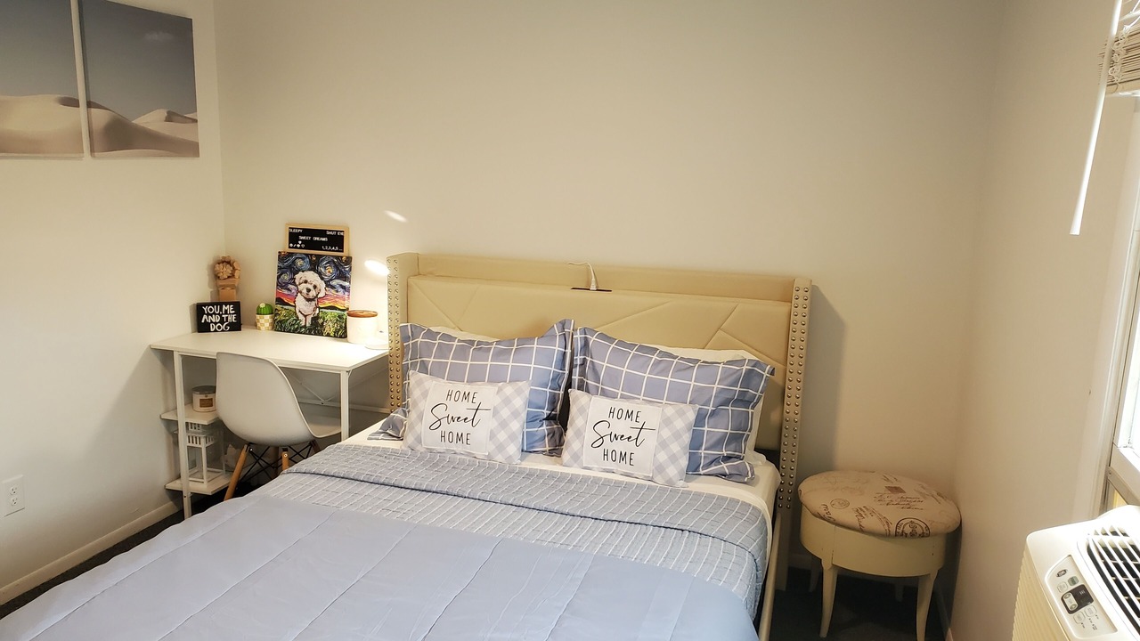 Photo of Bedroom in Girard