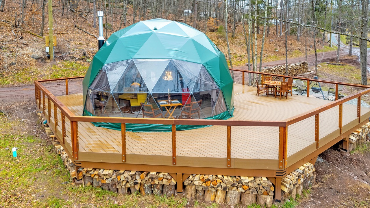 Photo of Outdoor in Swan Lake