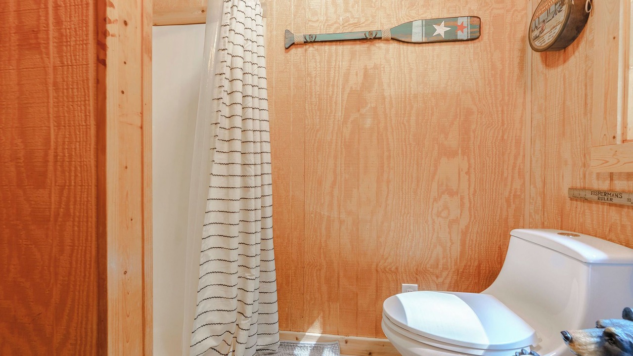 Photo of Bathroom in New Rumley