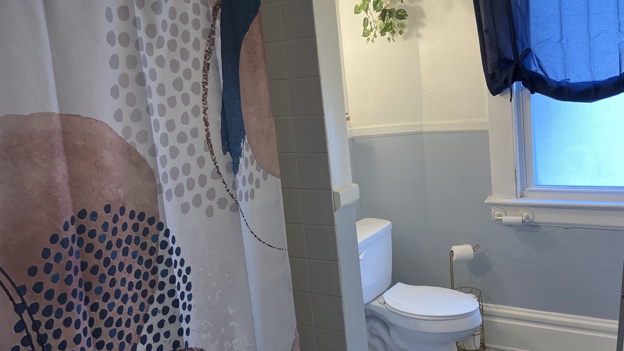 Photo of Bathroom in Highland Square