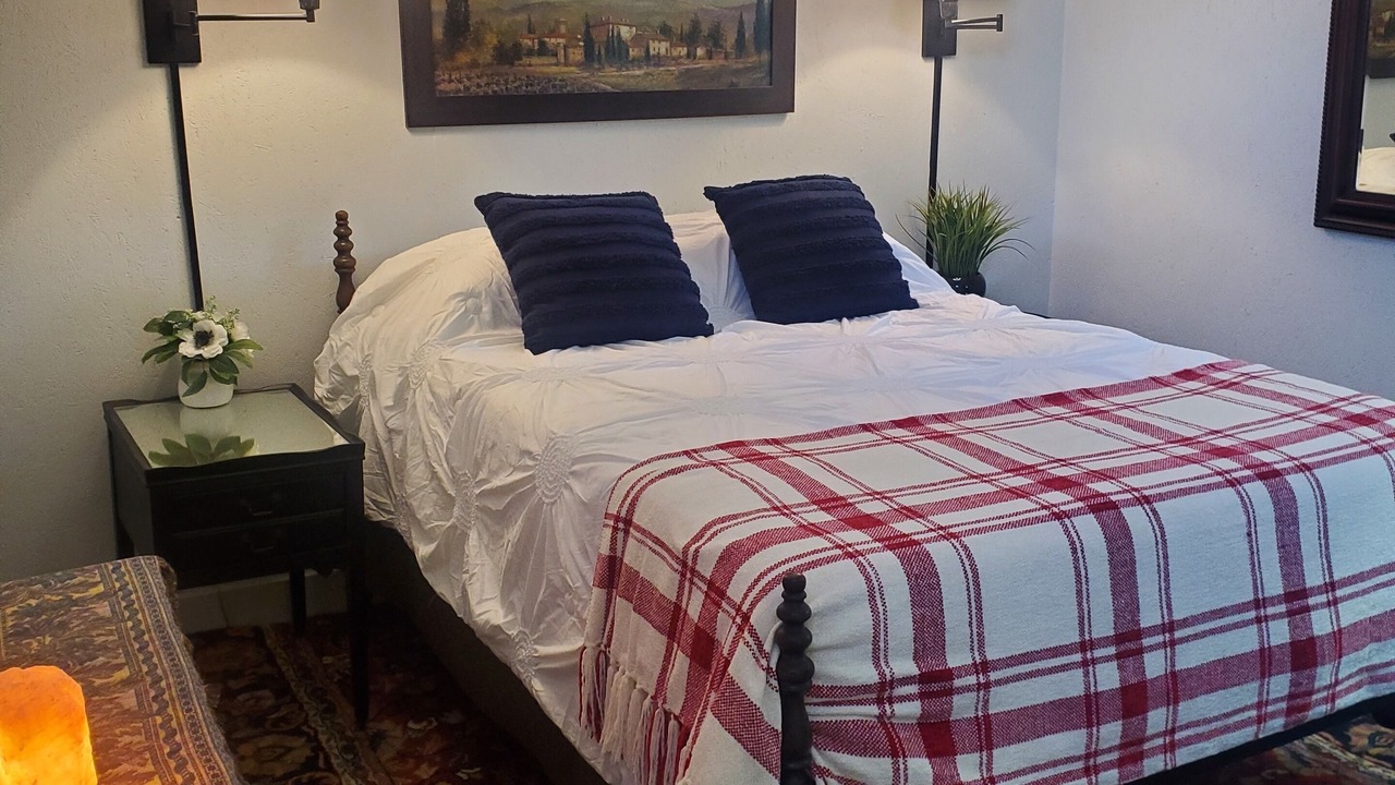Photo of Bedroom in Milford