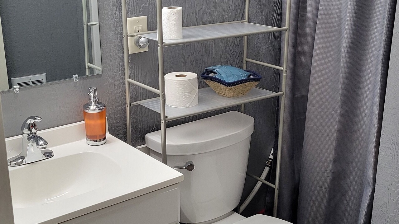 Photo of Bathroom in Edgewood