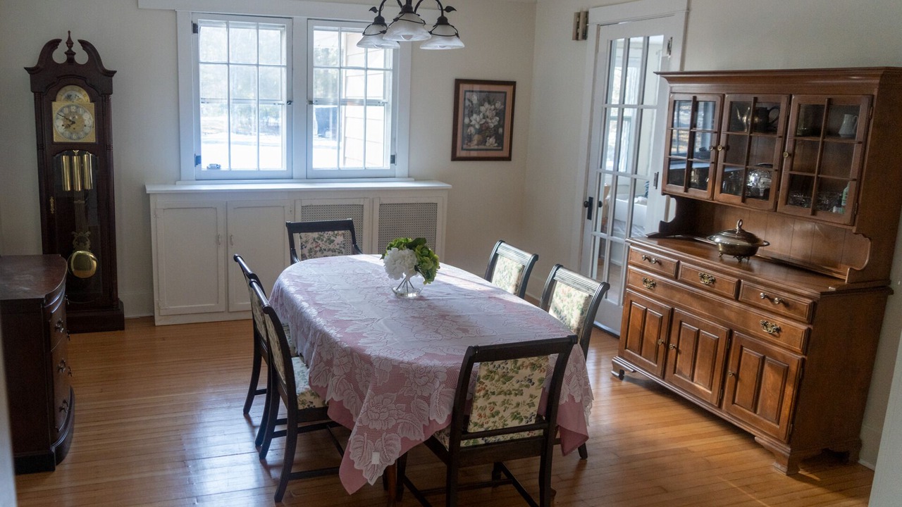 Photo of Livingroom in Milford