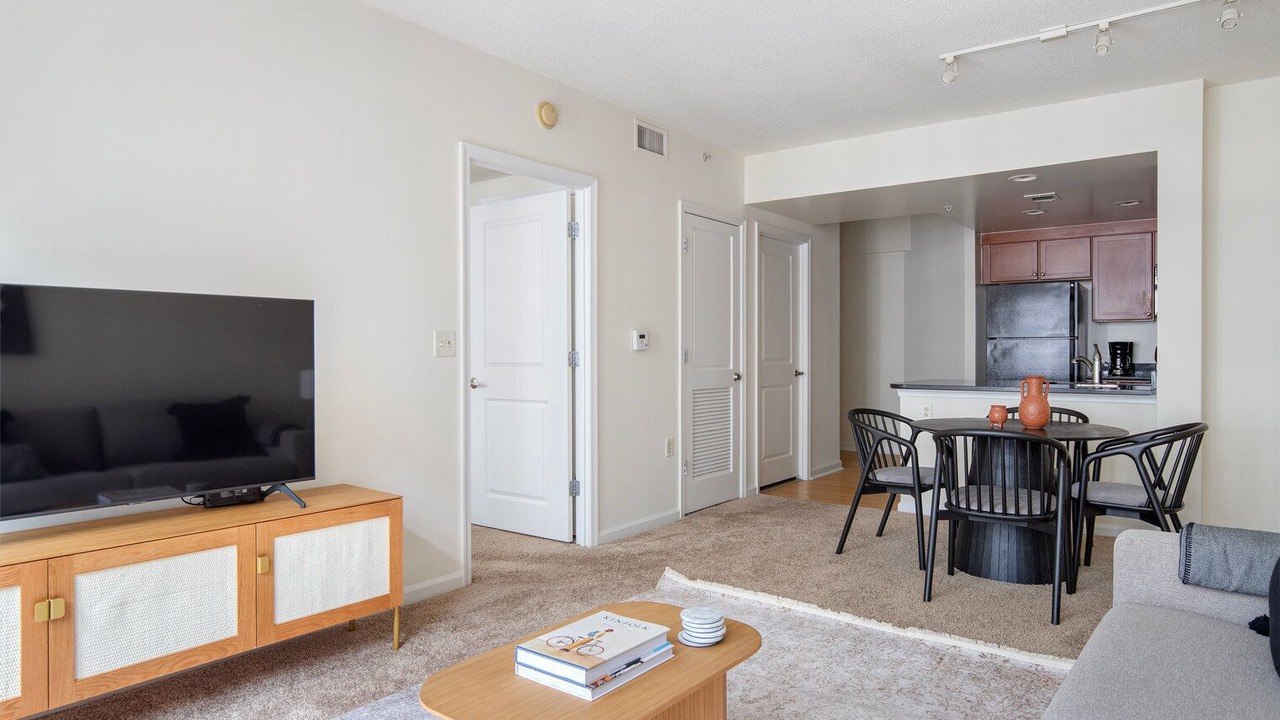 Photo of Livingroom in Navy Yard