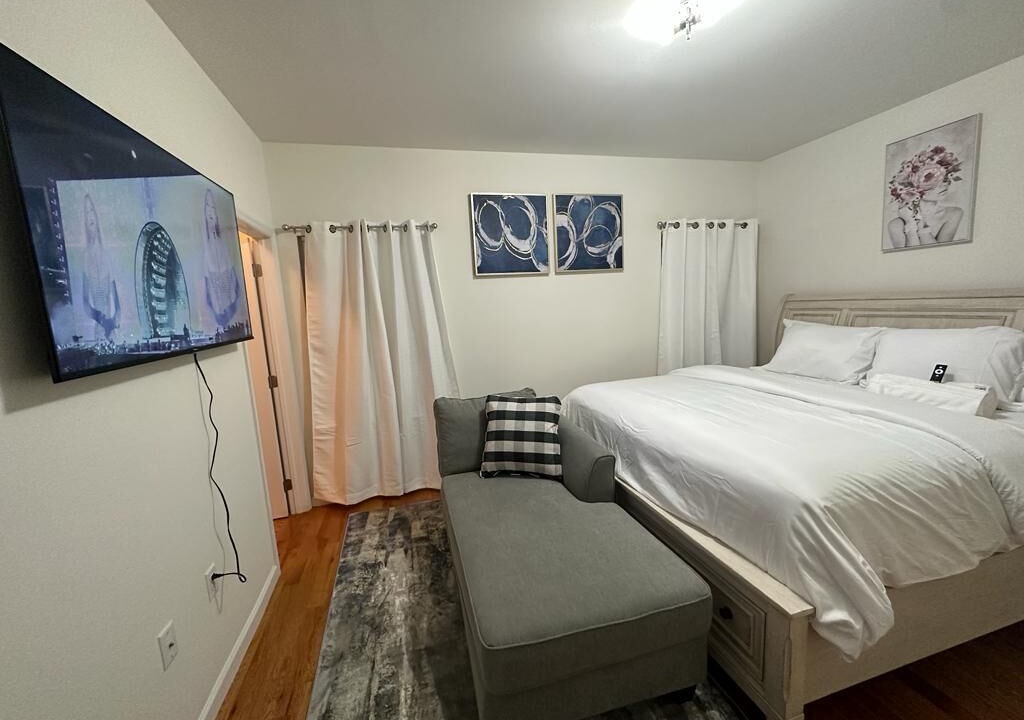 Photo of Bedroom in Elizabeth