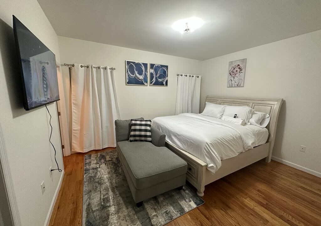Photo of Bedroom in Elizabeth