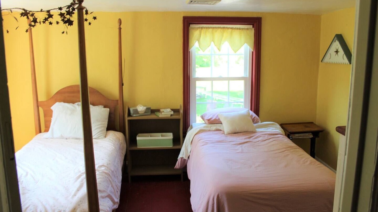 Photo of Bedroom in Wagontown