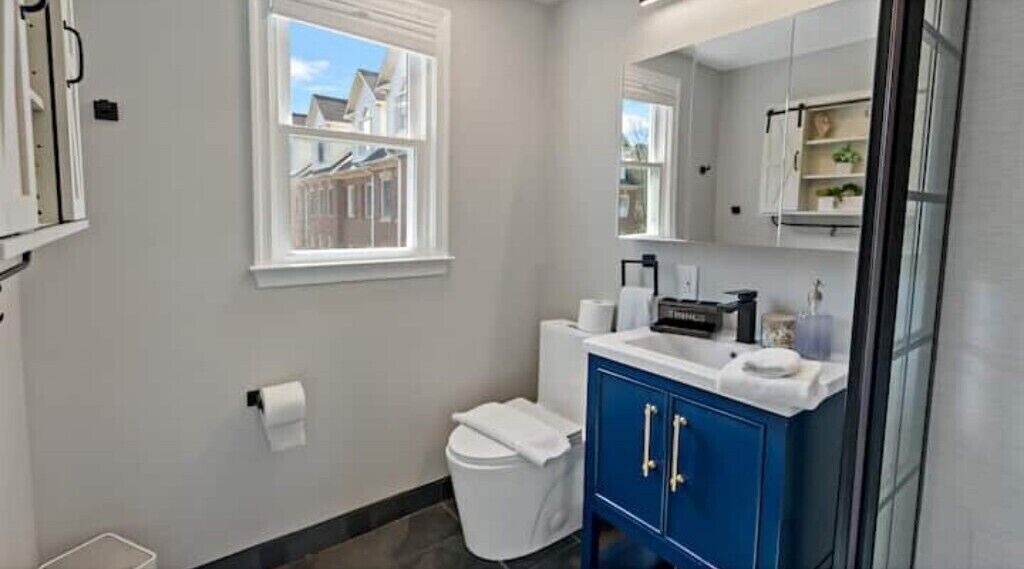 Photo of Bathroom in Virginia Square