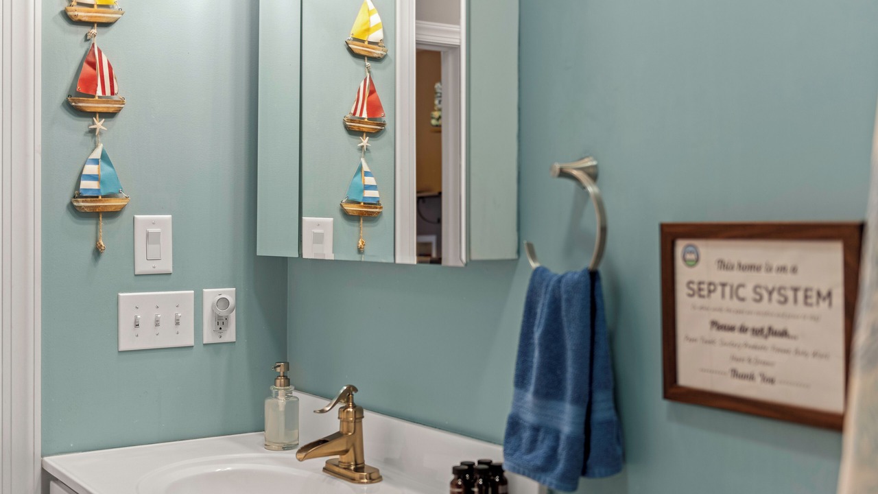 Photo of Bathroom in Lake Harmony Estates