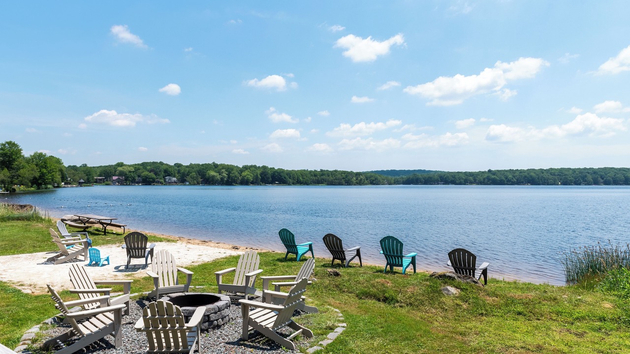 Photo of Others in Pocono Lake