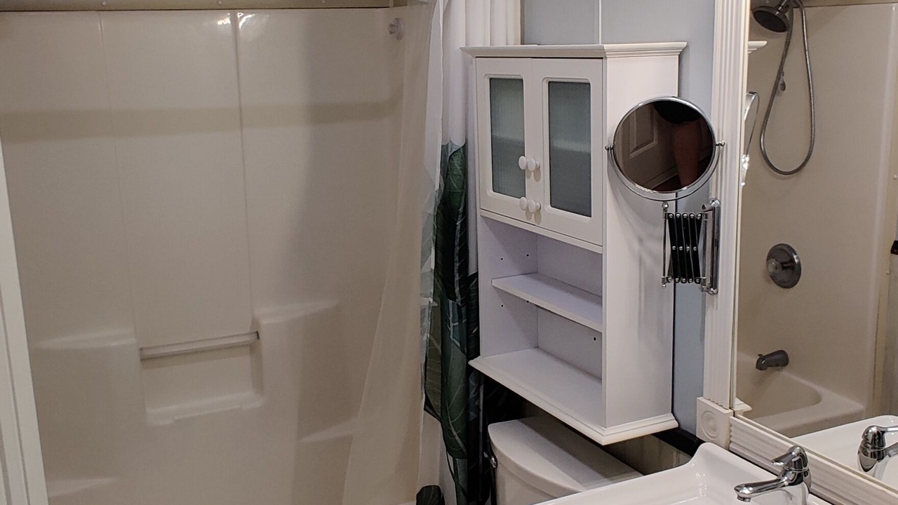 Photo of Bathroom in Long Neck