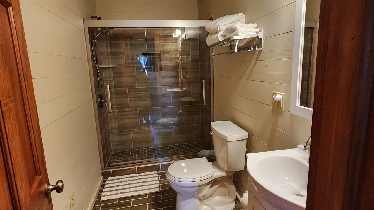 Photo of Bathroom in West Union