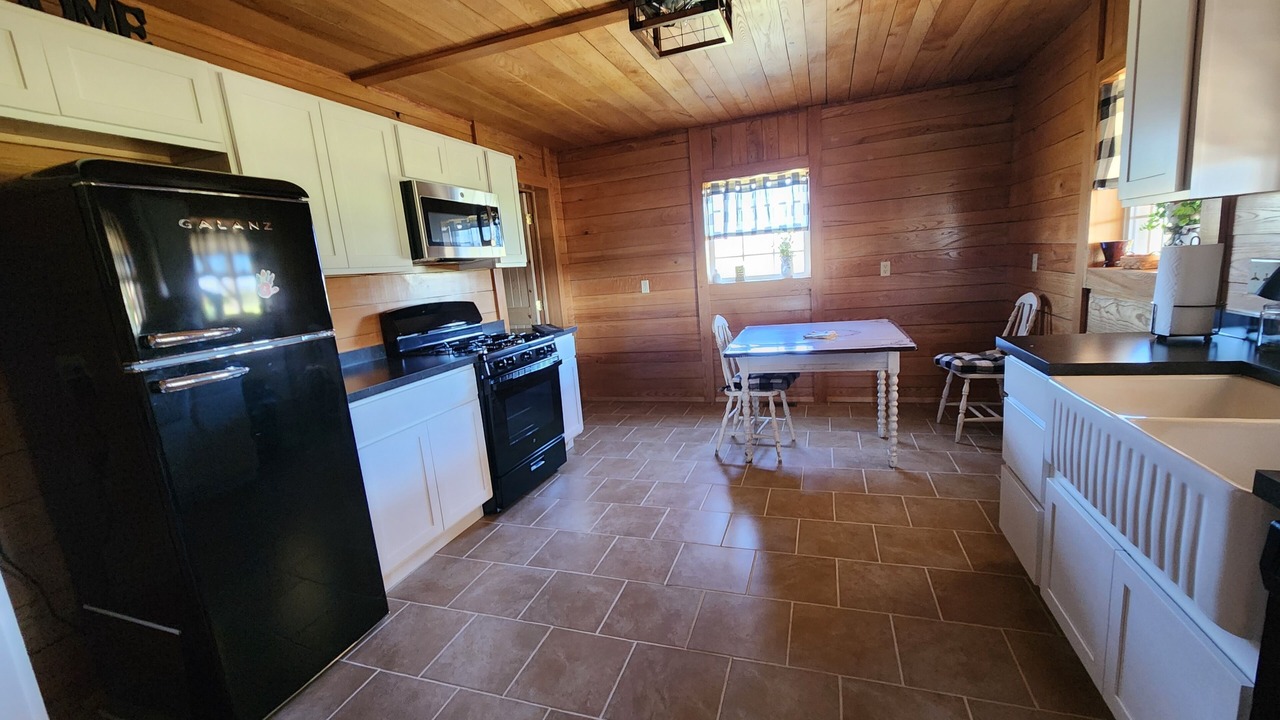 Photo of Kitchen in West Union