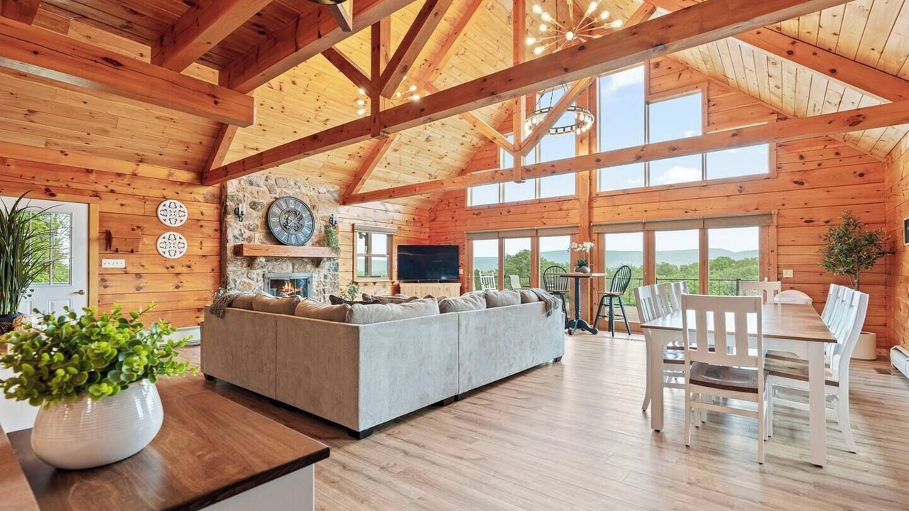 Photo of Livingroom in Mattawana