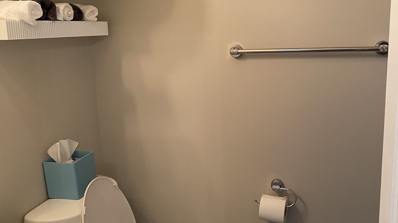 Photo of Bathroom in H Street Corridor