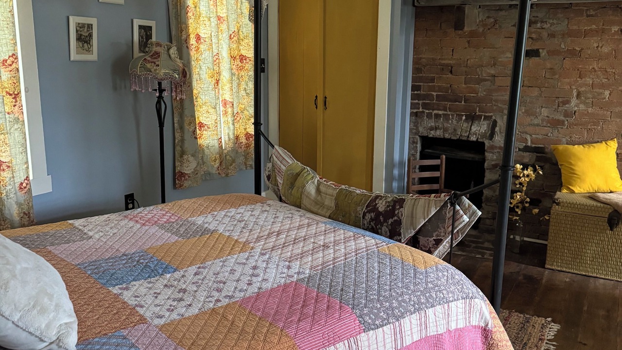 Photo of Bedroom in West Middletown