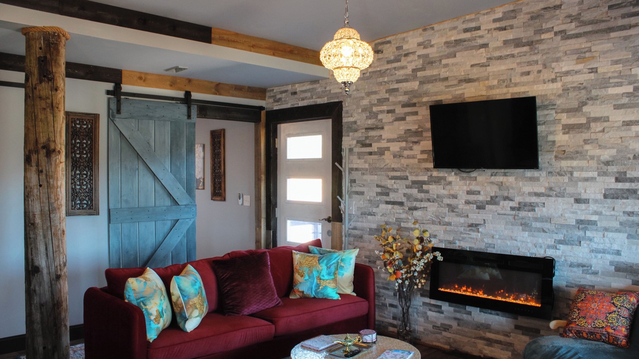 Photo of Livingroom in Creola