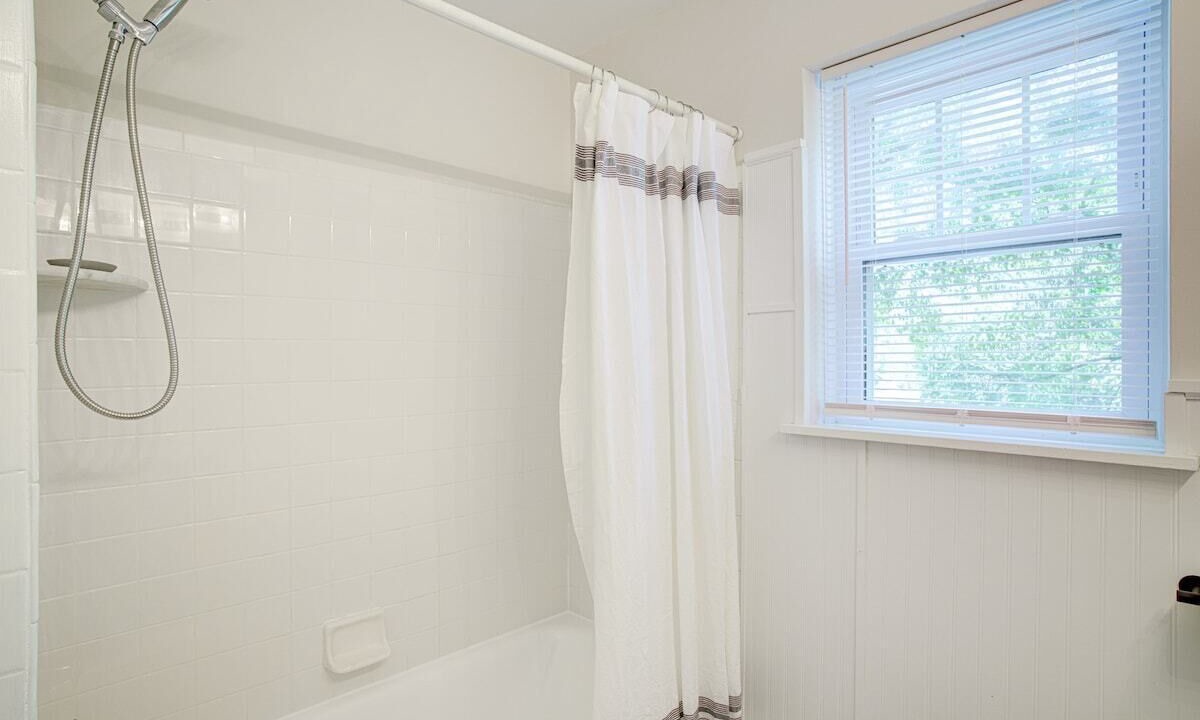 Photo of Bathroom in Berwyn