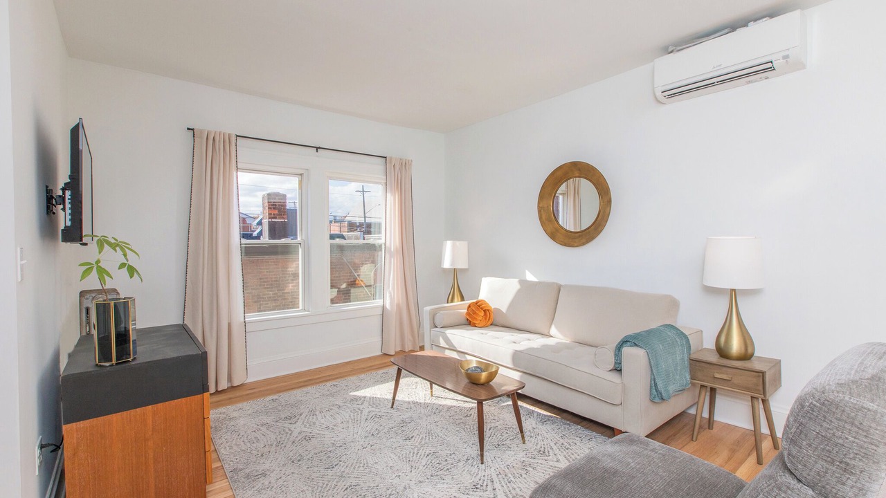 Photo of Livingroom in Lakewood