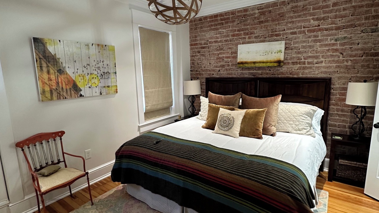 Photo of Bedroom in Old Town West