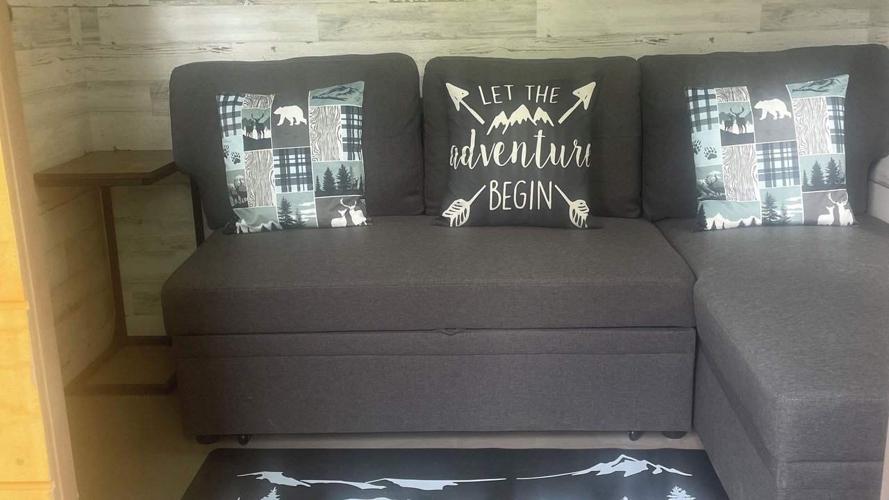 Photo of Livingroom in Roscoe