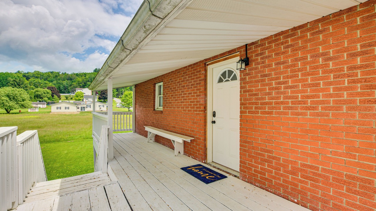 Photo of Outdoor in Hyde