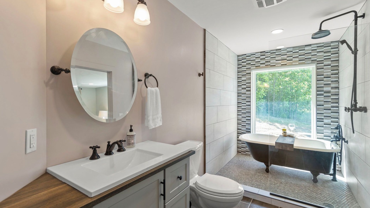 Photo of Bathroom in Maurertown
