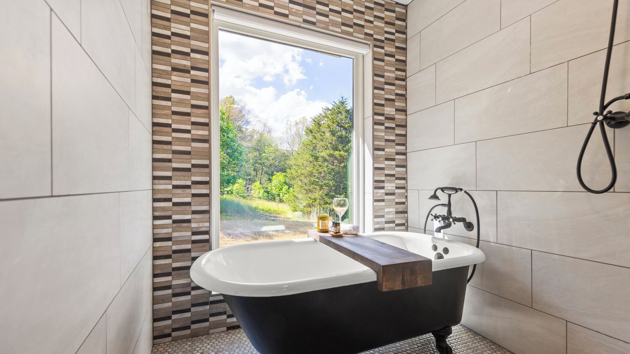 Photo of Bathroom in Maurertown