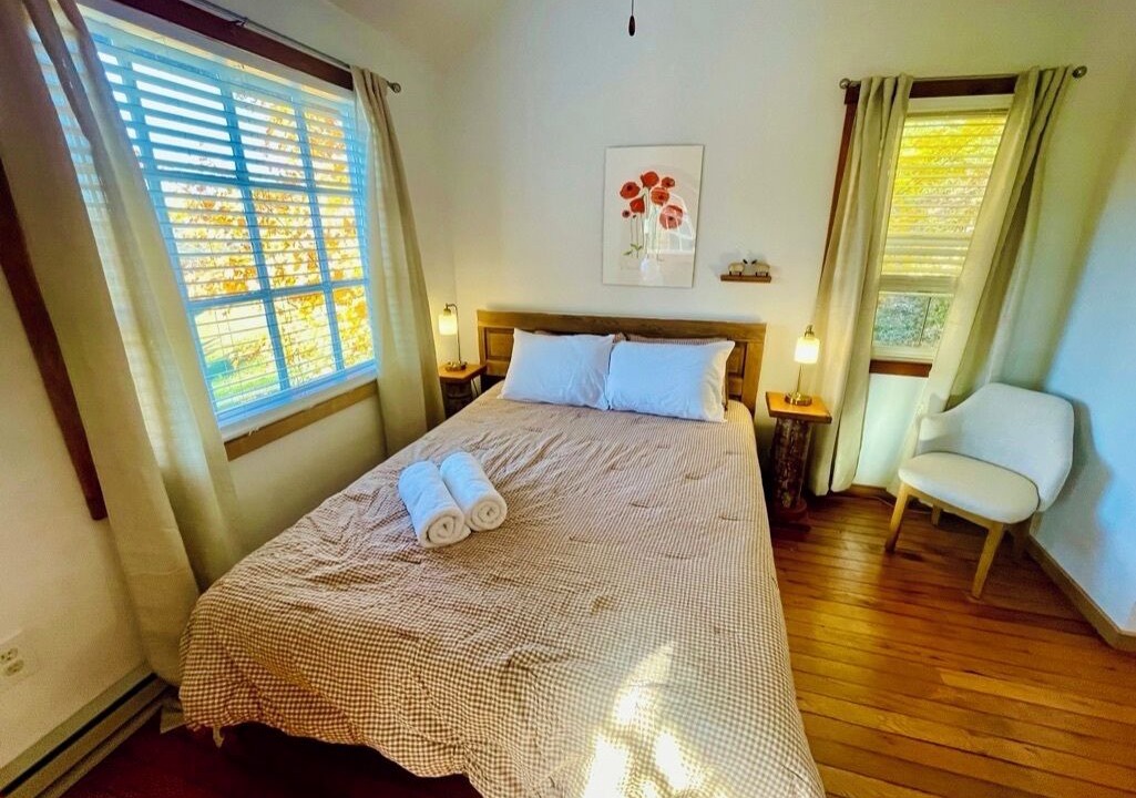 Photo of Bedroom in Monterey