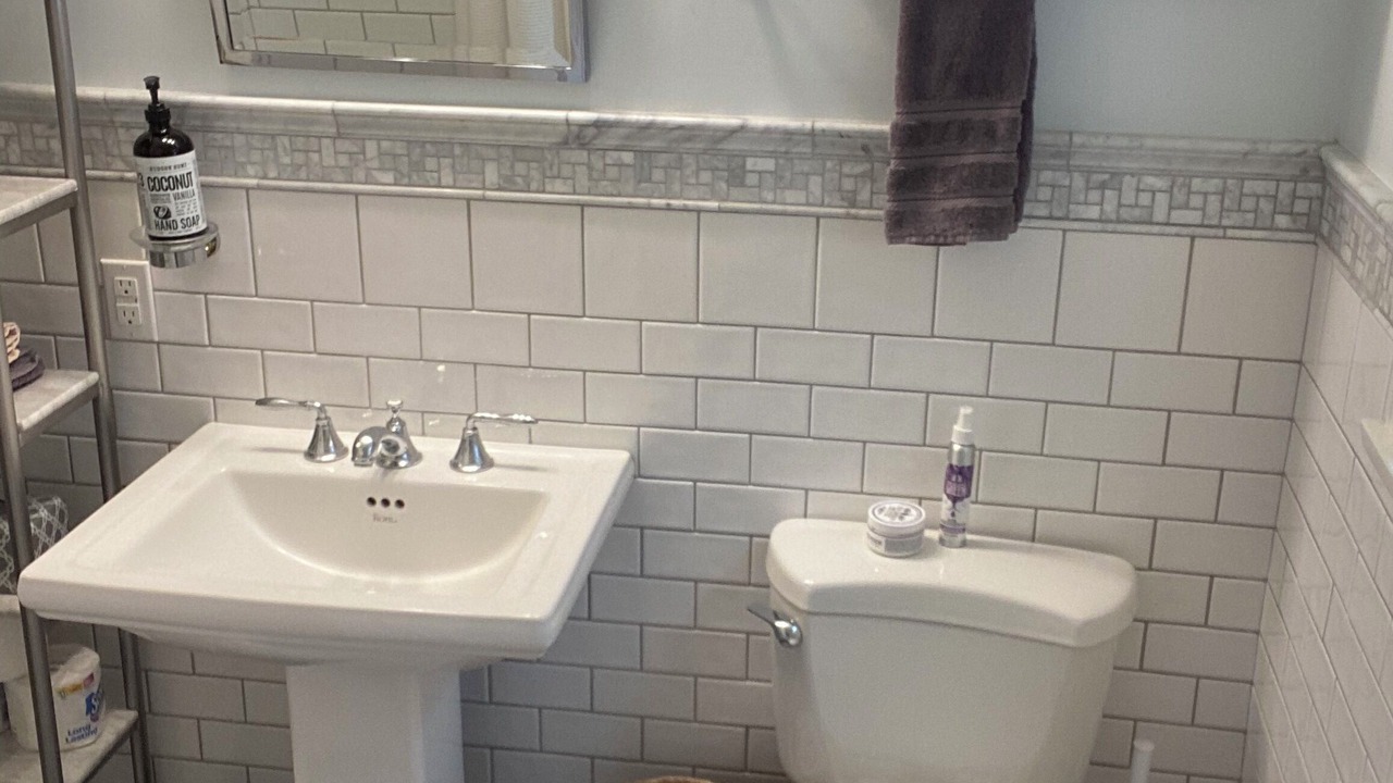 Photo of Bathroom in Lambertville