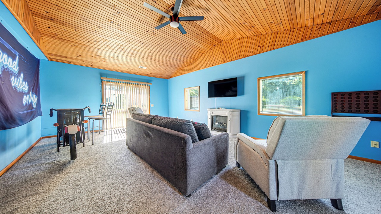Photo of Livingroom in North Kingsville