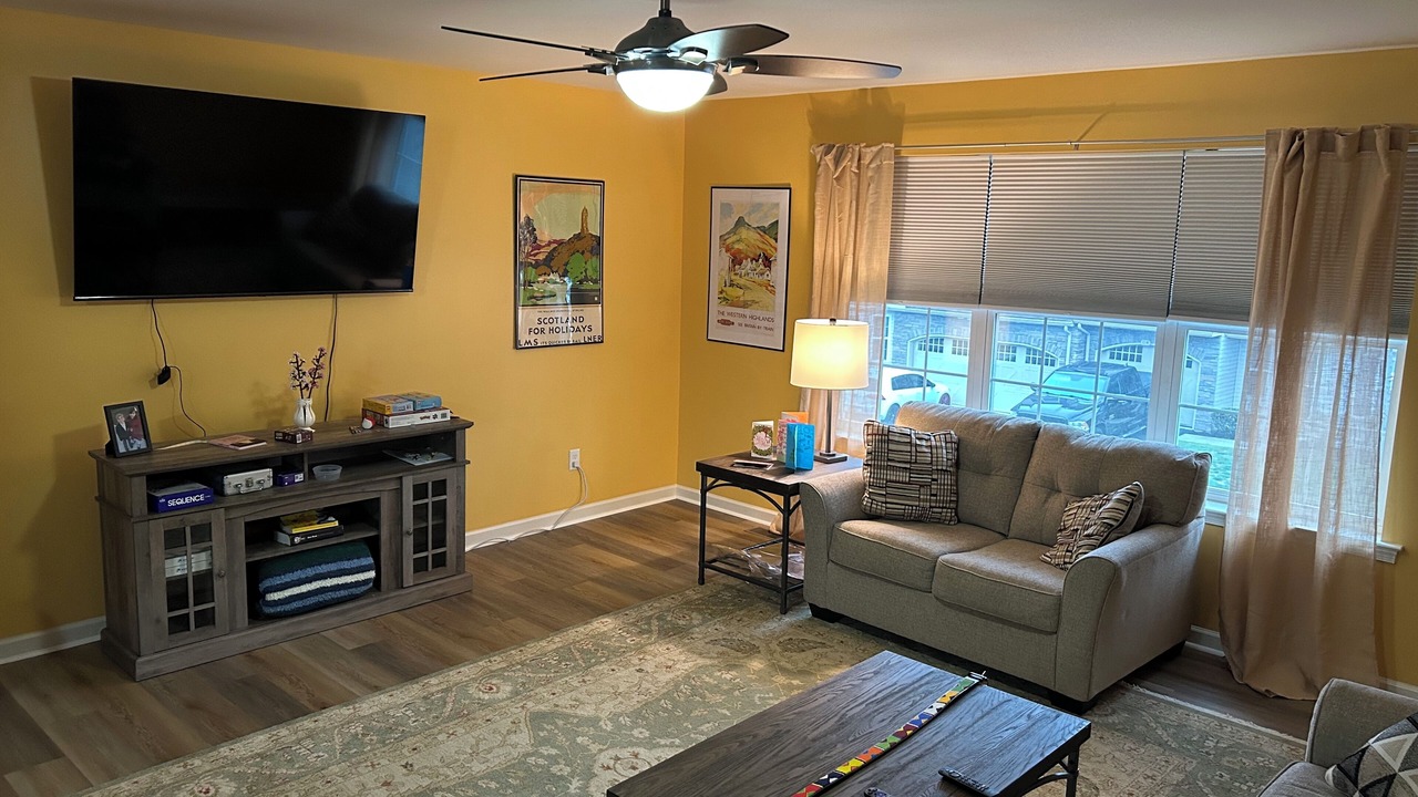 Photo of Livingroom in Harrisburg