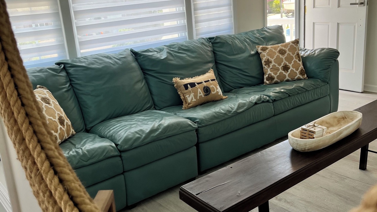 Photo of Livingroom in Beach Haven West