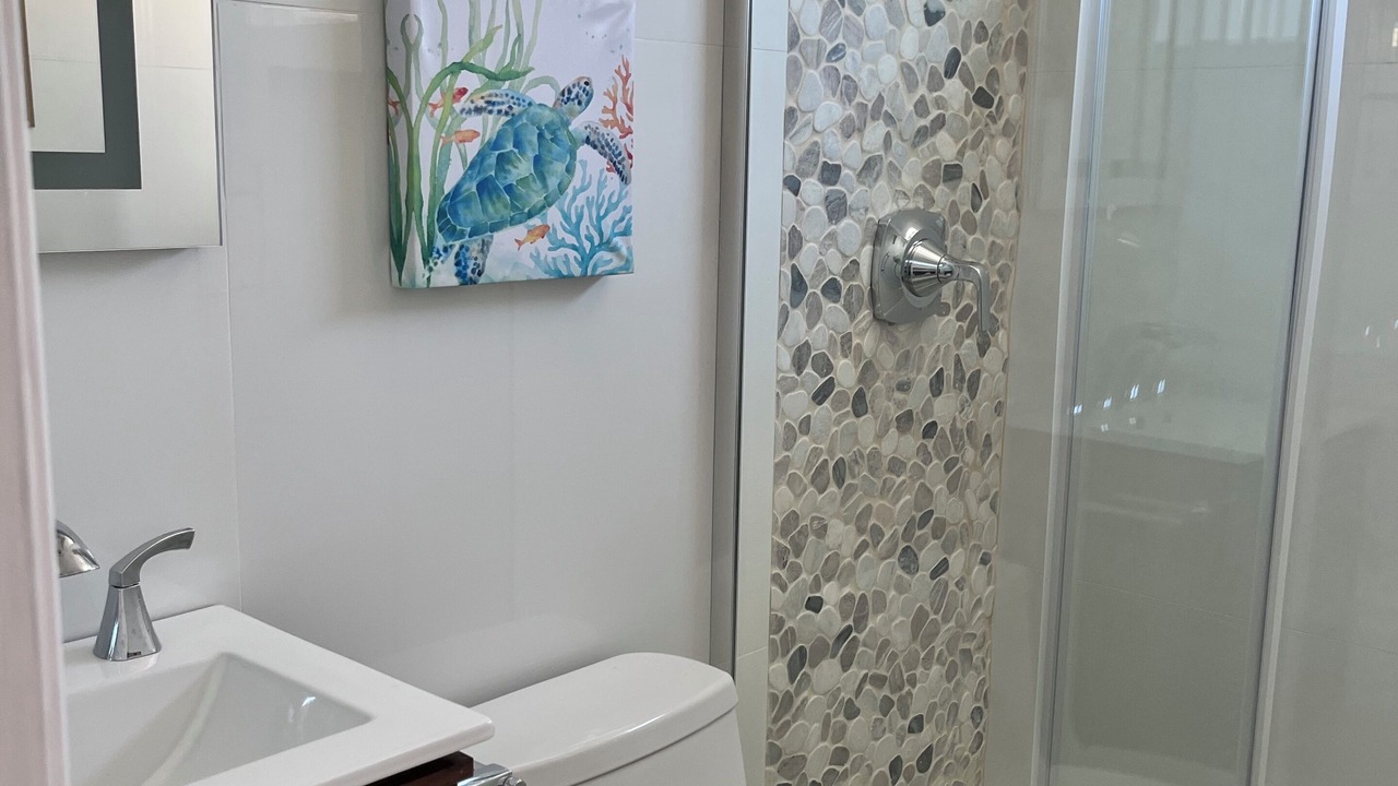 Photo of Bathroom in Beach Haven West