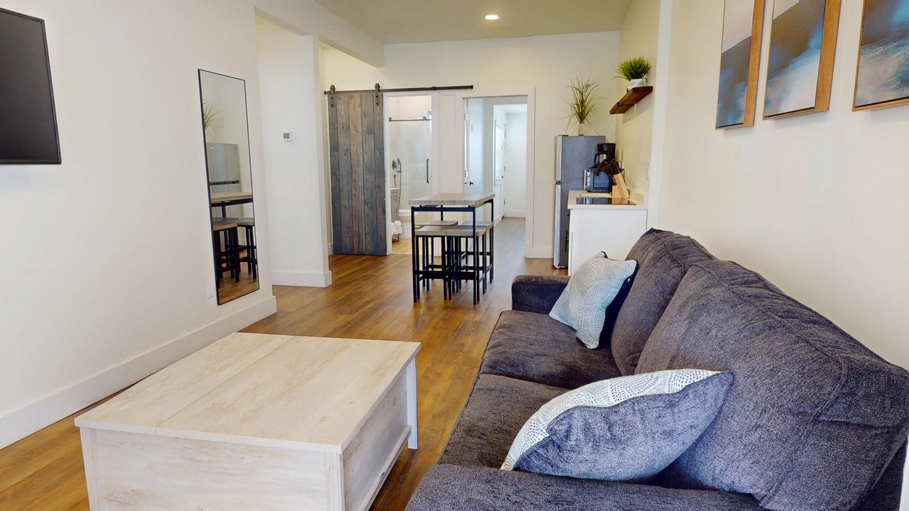 Photo of Livingroom in North End