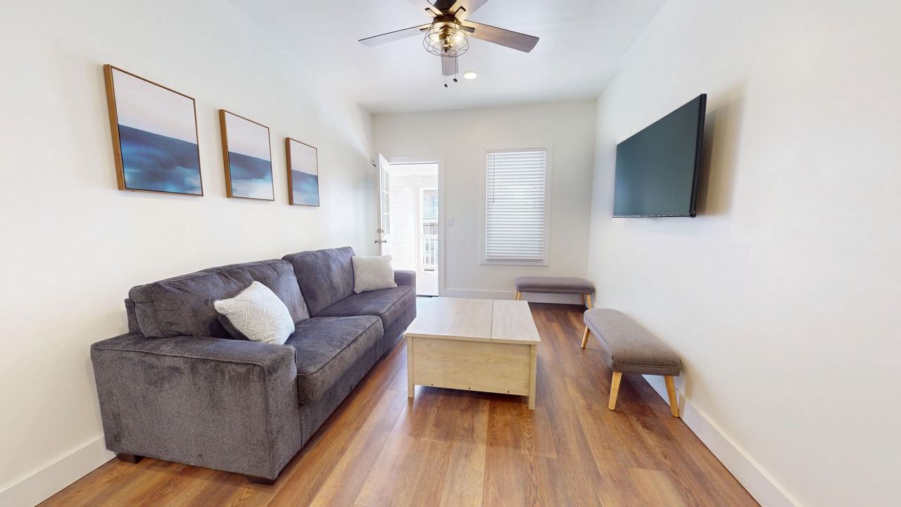 Photo of Livingroom in North End
