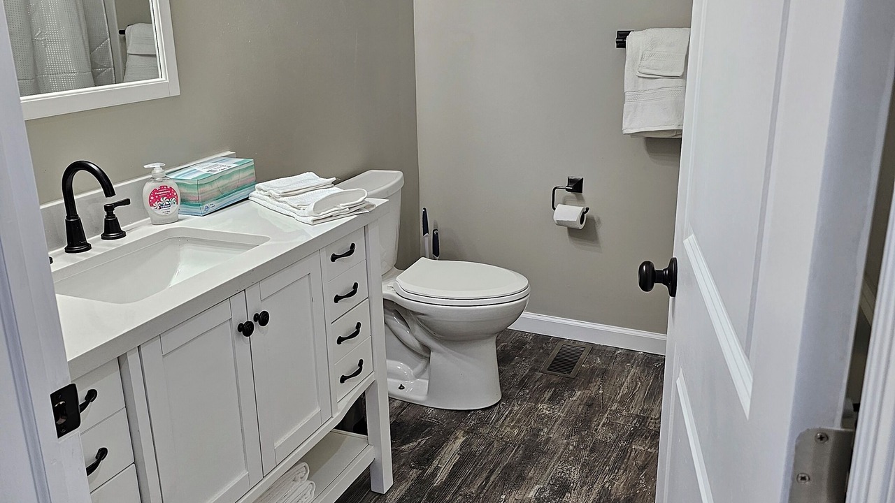 Photo of Bathroom in Irwin