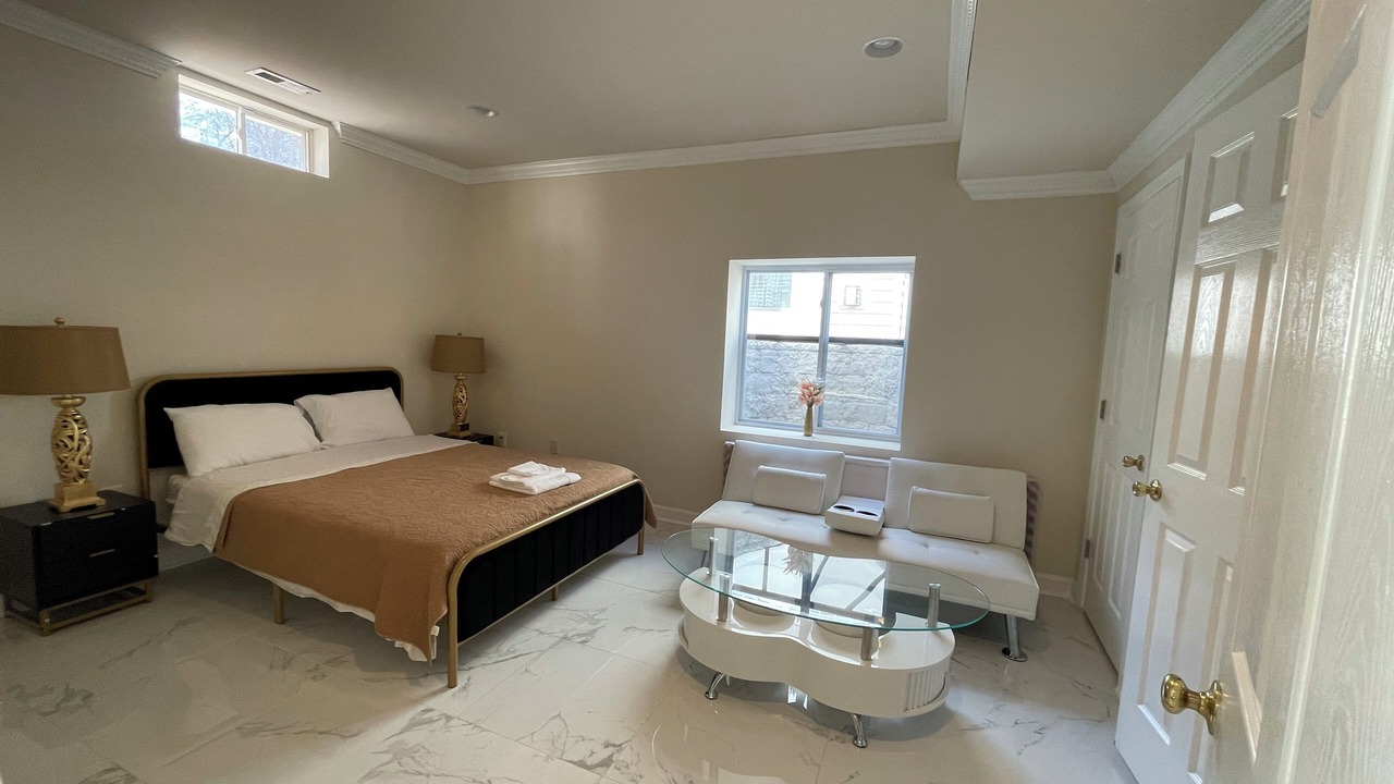 Photo of Bedroom in Calverton