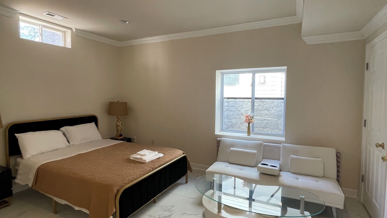 Photo of Bedroom in Calverton