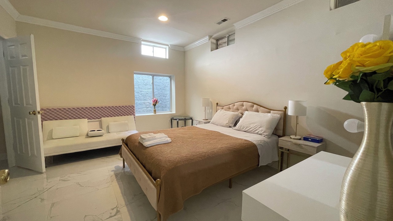 Photo of Bedroom in Calverton