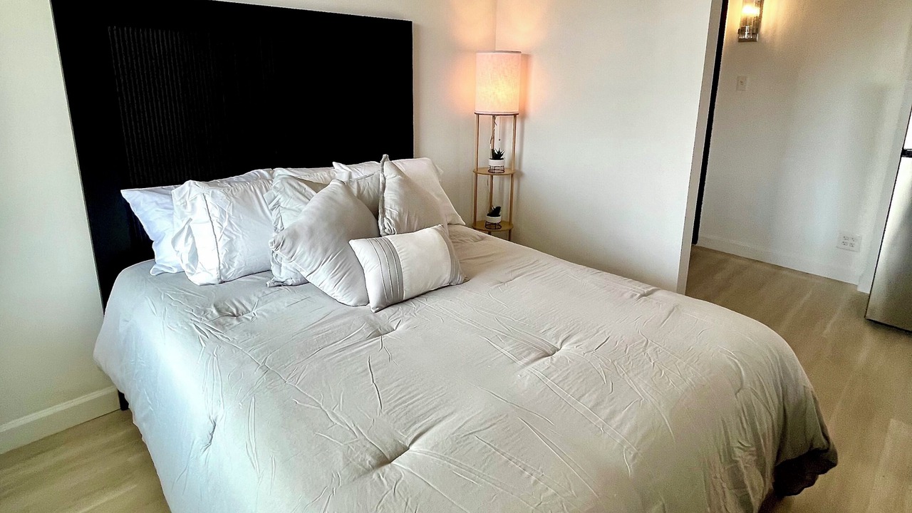 Photo of Bedroom in Downtown Baltimore
