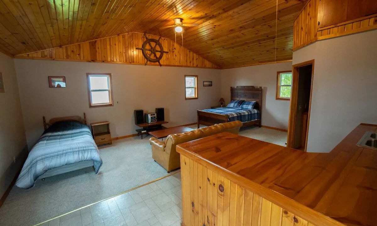 Photo of Bedroom in Kelleys Island
