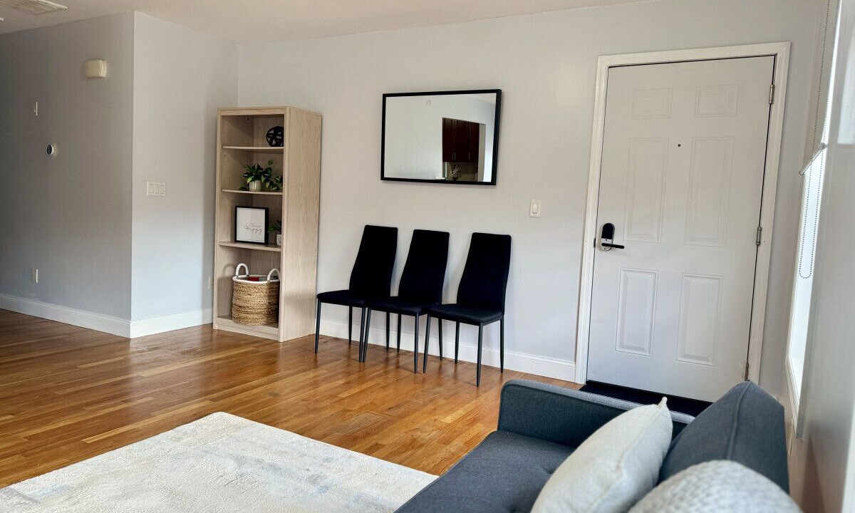 Photo of Livingroom in Passaic