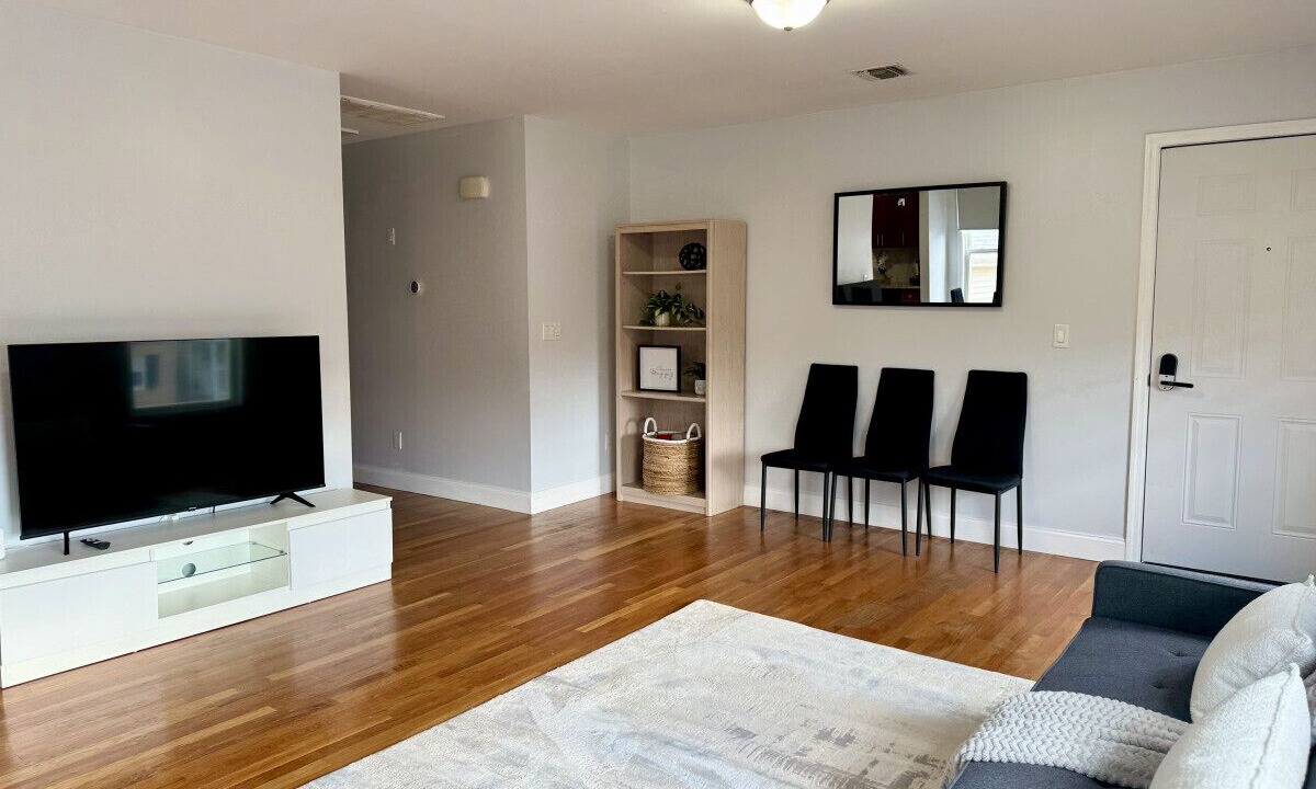 Photo of Livingroom in Passaic