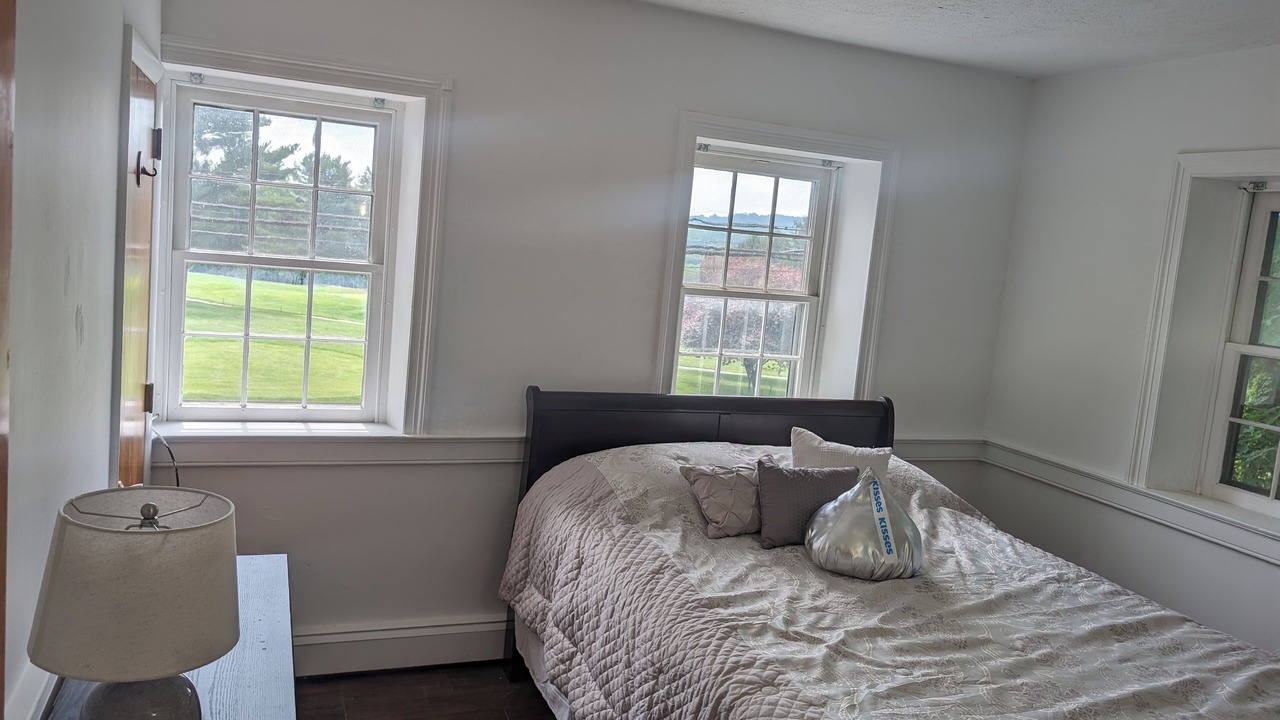 Photo of Bedroom in Lebanon - Pine Grove