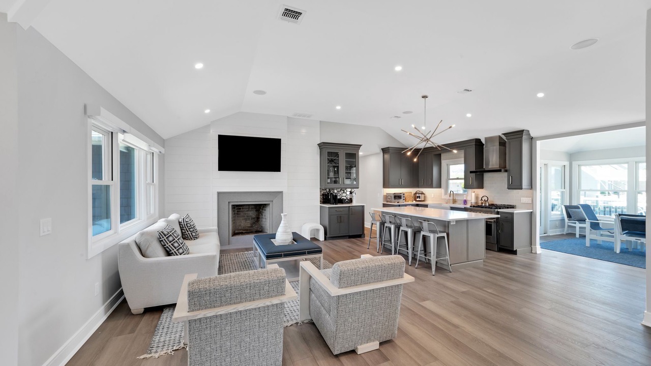 Photo of Livingroom in Mantoloking