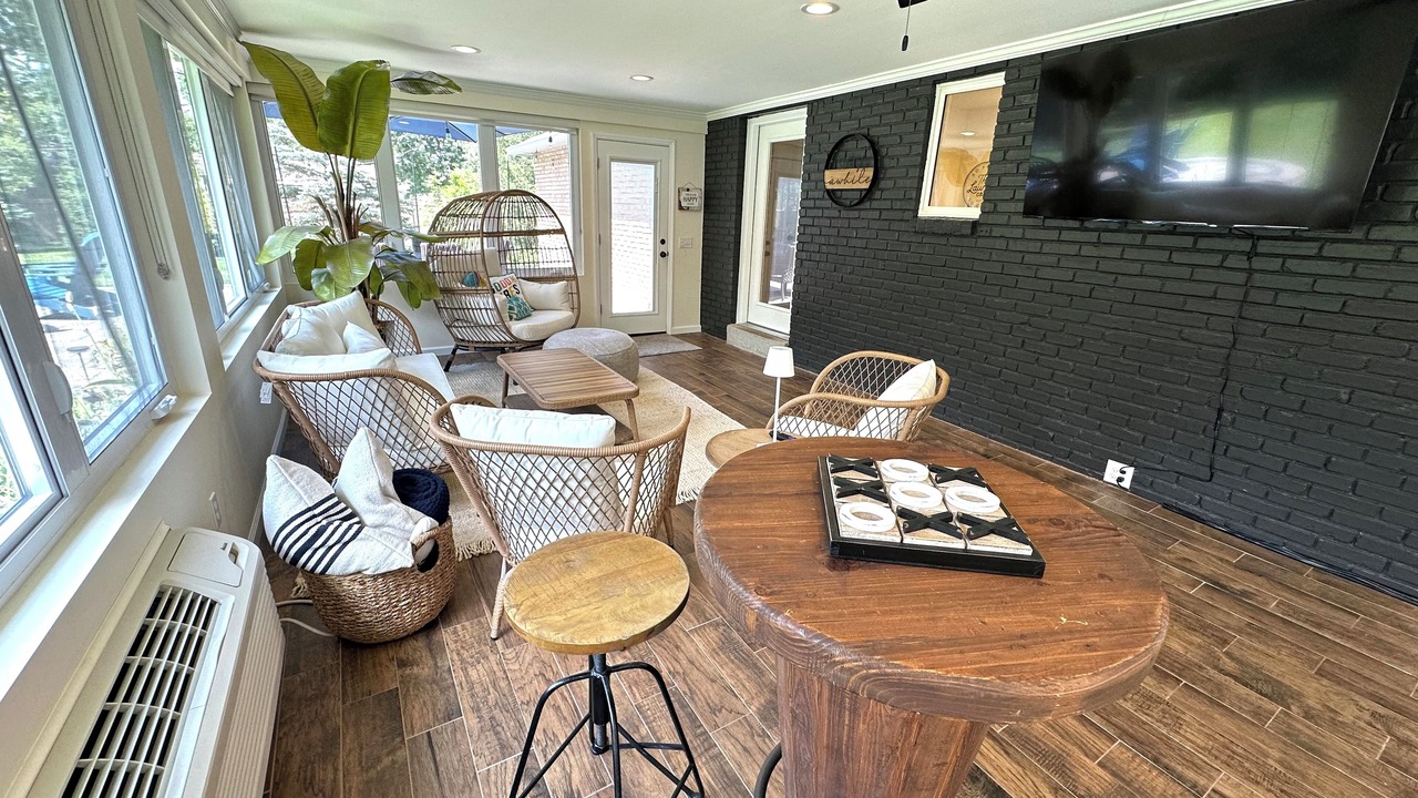 Photo of Livingroom in Mason