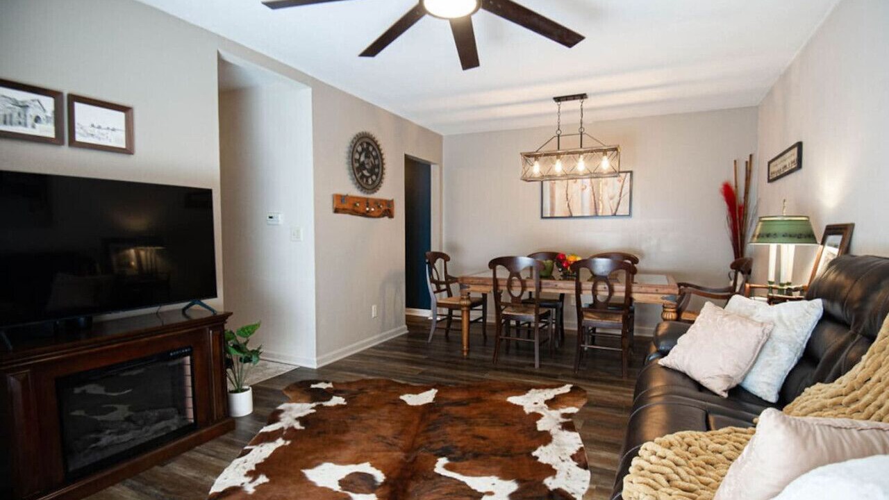 Photo of Livingroom in Defiance