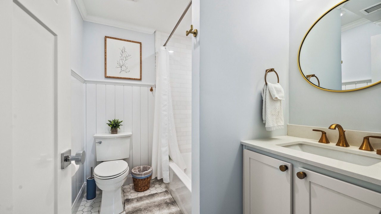 Photo of Bathroom in Ortley Beach